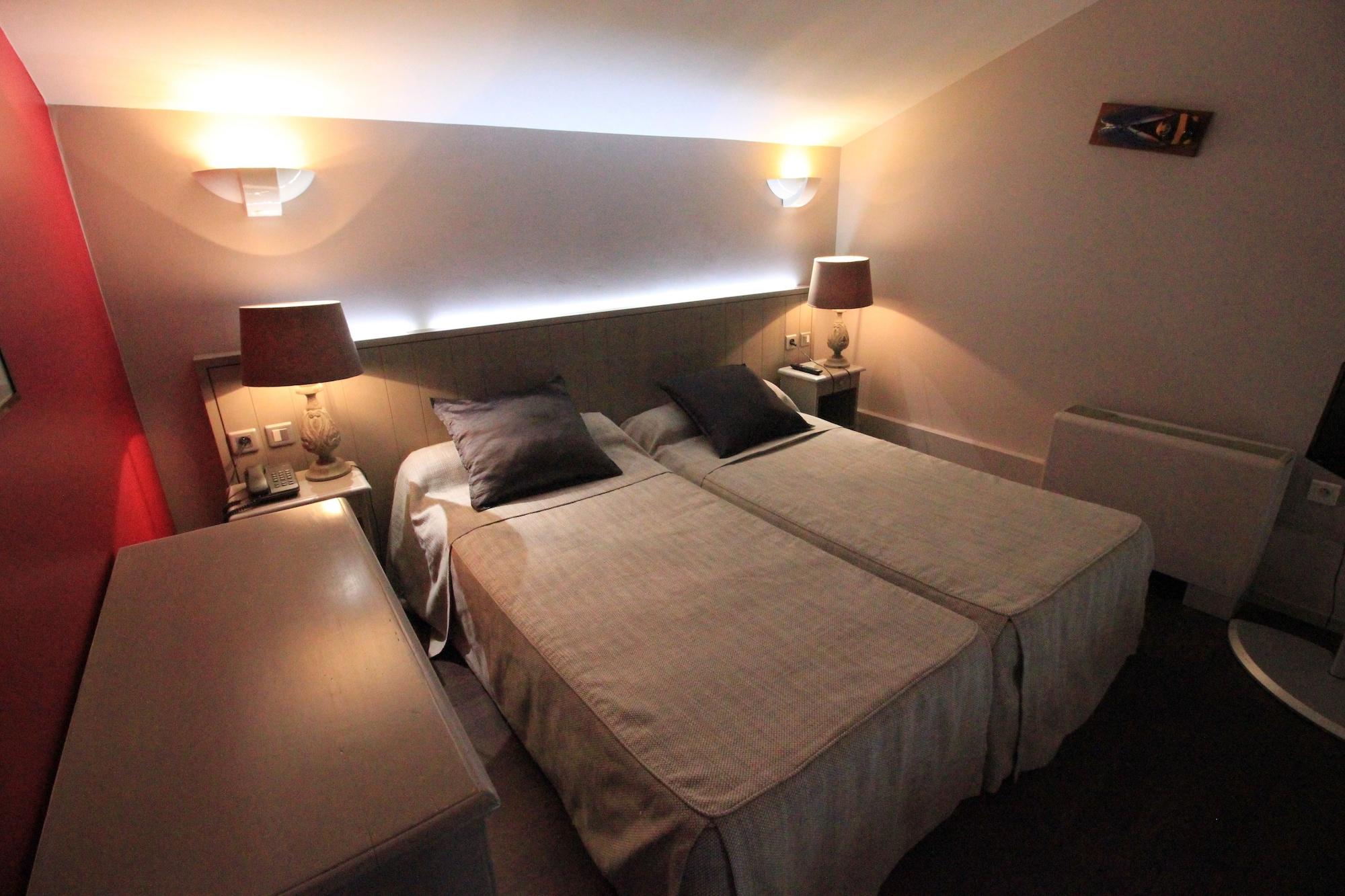 אקס-אן-פרובאנס Hotel Saint Christophe Aix En Provence Centre Ville מראה חיצוני תמונה