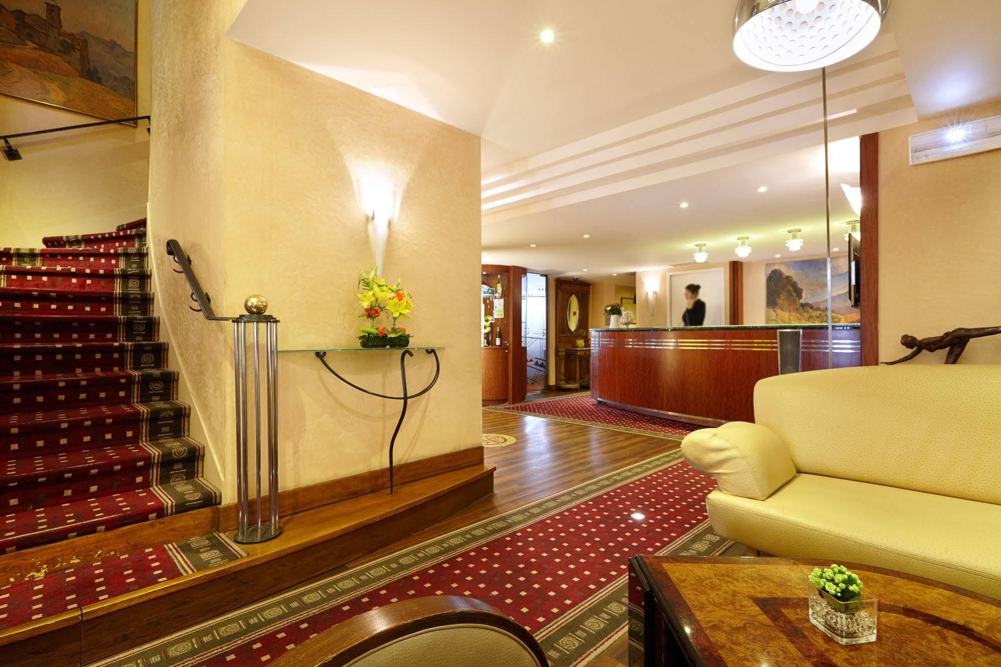 אקס-אן-פרובאנס Hotel Saint Christophe Aix En Provence Centre Ville מראה חיצוני תמונה