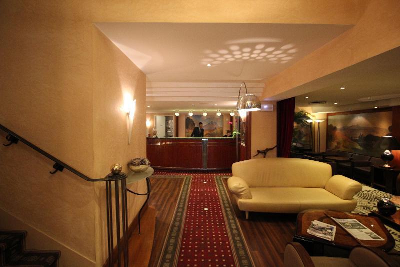 אקס-אן-פרובאנס Hotel Saint Christophe Aix En Provence Centre Ville מראה חיצוני תמונה