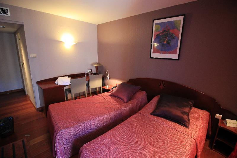 אקס-אן-פרובאנס Hotel Saint Christophe Aix En Provence Centre Ville מראה חיצוני תמונה